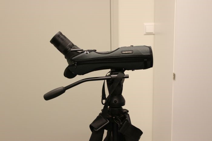 Digital telescope (Spotting scope) with TLS APO Apochromat Telefoto lens System and tripod head