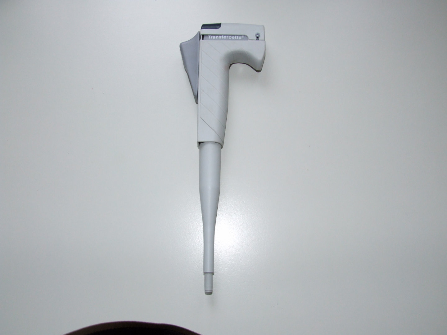 Mechanical pipette 100-1000 ml