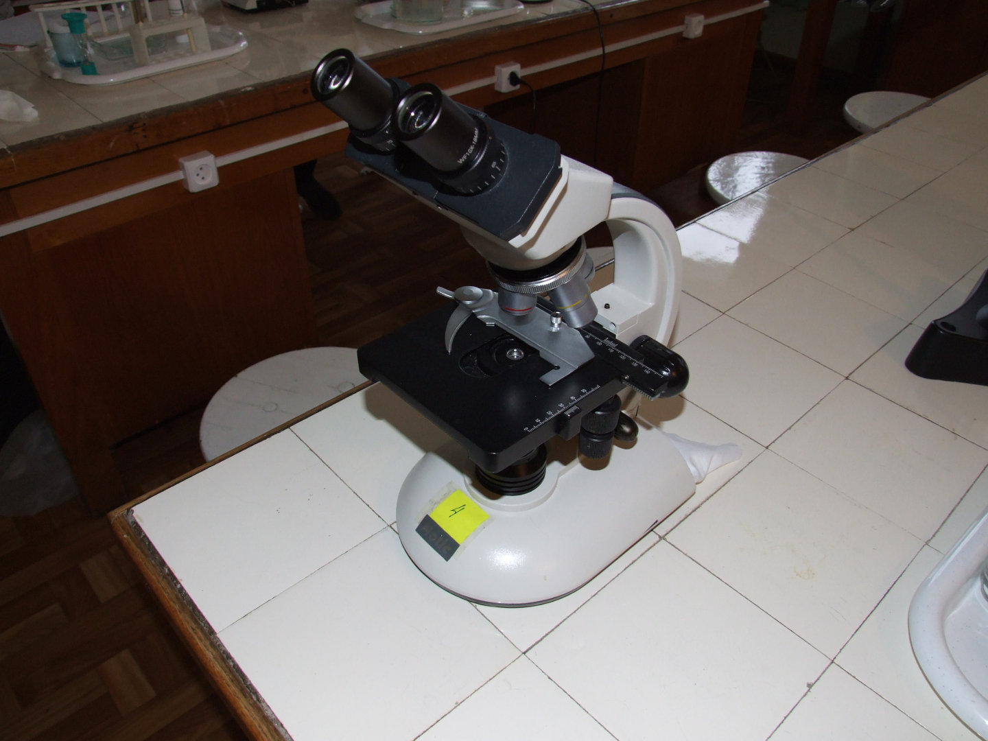 Binocular microscope 1820LED Motic