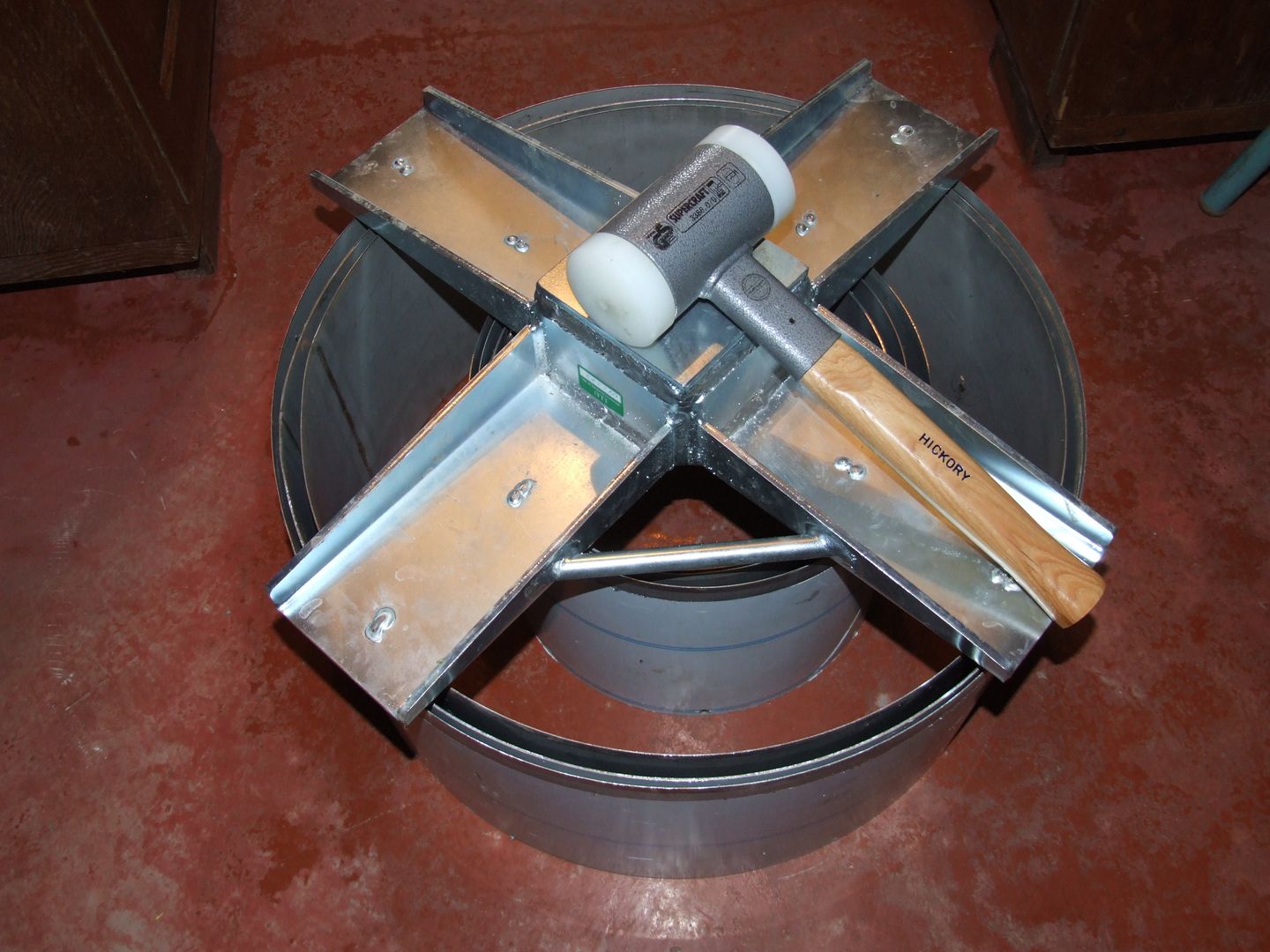 Double ring infiltrometer