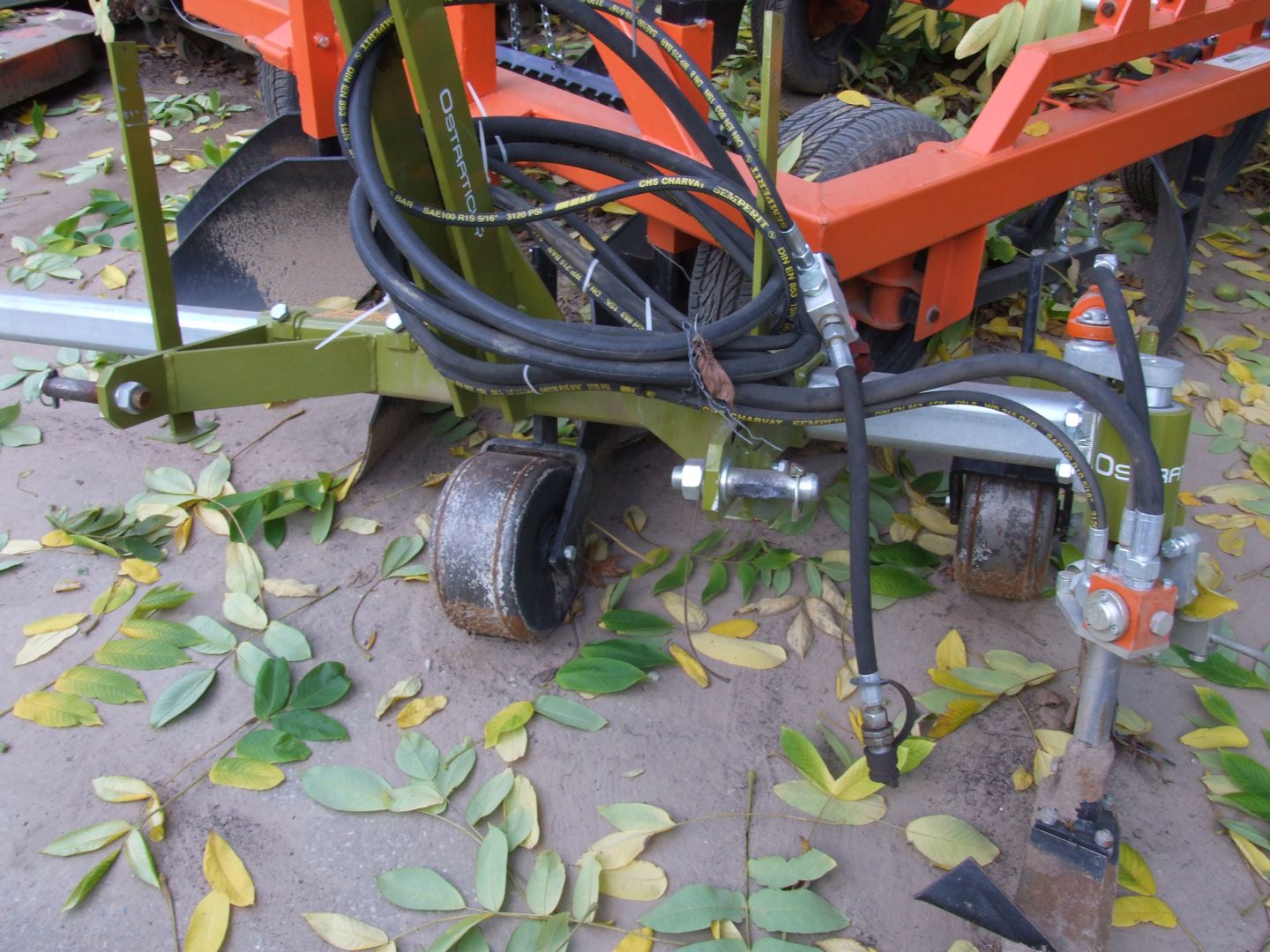 one side cultivator for rows